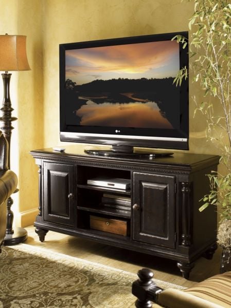 HUNTINGTON MEDIA CONSOLE