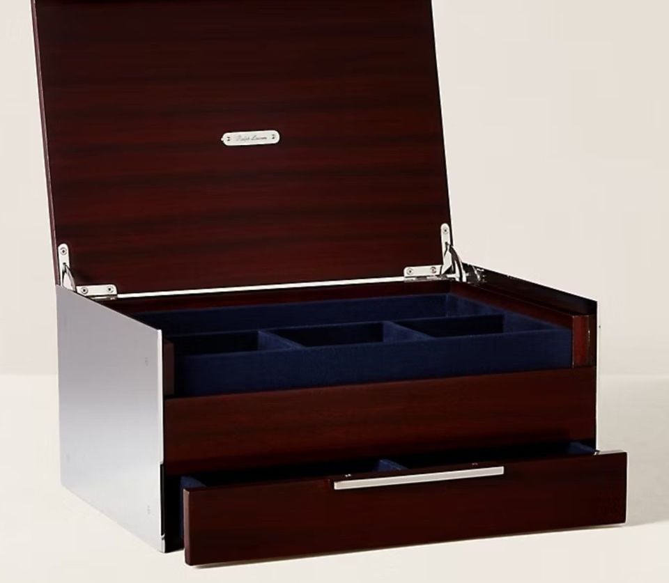 HILDING WRITIER'S BOX