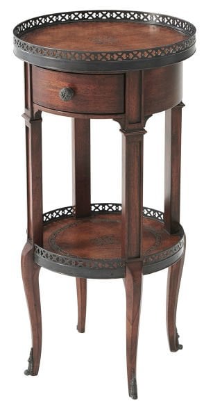 WALNUT CIRCLE