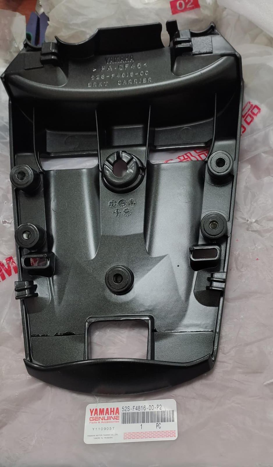 YAMAHA XENTER 125cc ORİJİNAL ÇANTA TAŞIYICI BRAKET 52S-F4816-00-P2