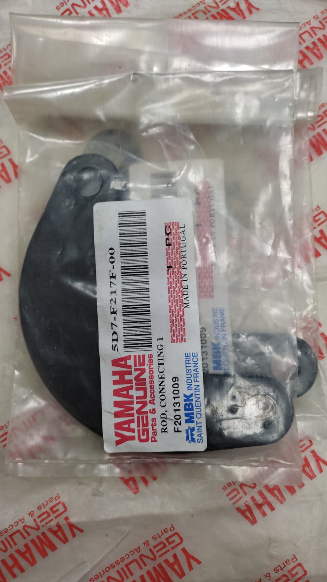 YAMAHA R125 ORİJİNAL AMORTİSÖR BAĞLANTI SACI (BİYEL)5D7-F217F-00