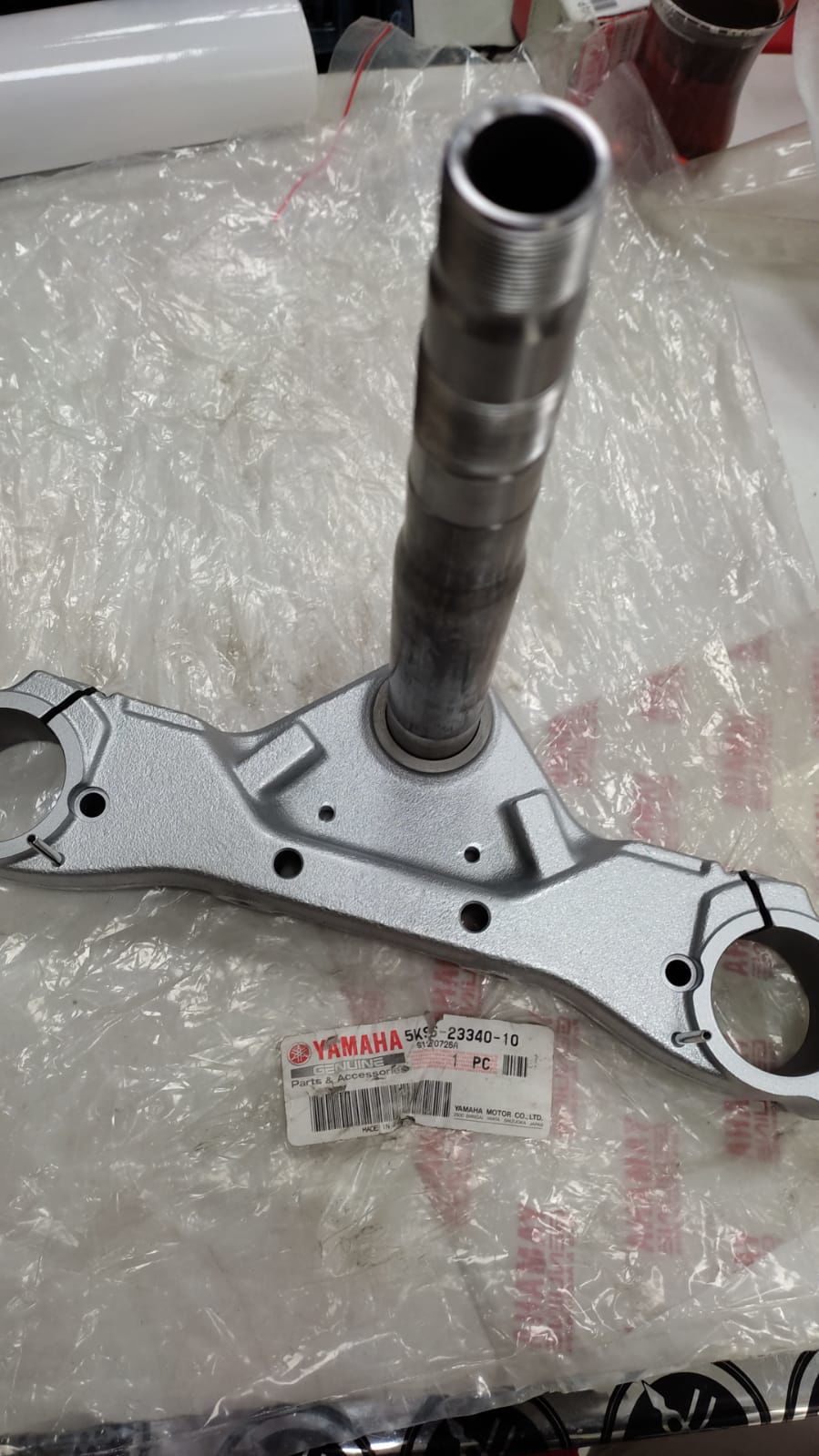 YAMAHA XVS 1100 /XVS 650 A ORİJİNAL ÖN ROT (ALT BRAKET)5KS-23340-10