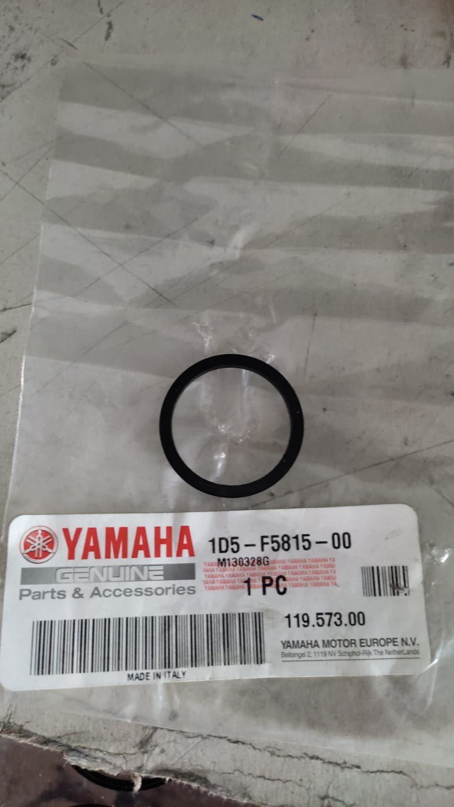 YAMAHA XT 125cc ORİJİNAL PİSTON CONTASI (KEÇE) 1D5-F5815-00