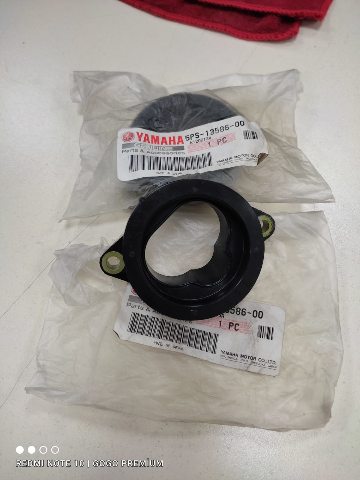 YAMAHA TDM 900-RN08 2002-11 ORİJİNAL EMME MANİFOLT 5PS-13586-00