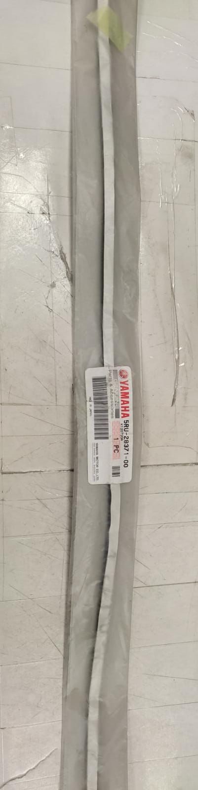 YAMAHA SCOOTER YP400 ORİJİNAL TORPİDO SOL KAPAK DAMPERİ 5RU-28371-00