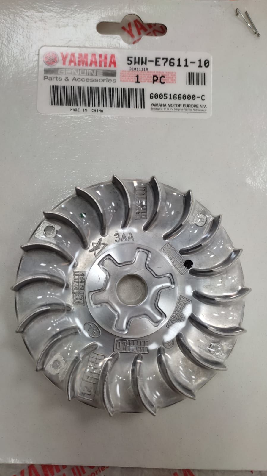 YAMAHA ZUMAII /CW50 ORİJİNAL 1. SABİT KASNAK (PERVANE) 5WW-E7611-10