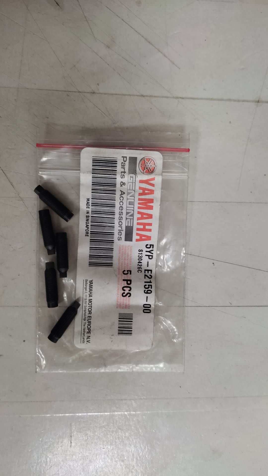 YAMAHA XMAX/XCITY 125 cc ORİJİNAL (PİYANO) KÜLBÜRATÖR AYAR VİDASI 5YP-E2159-00