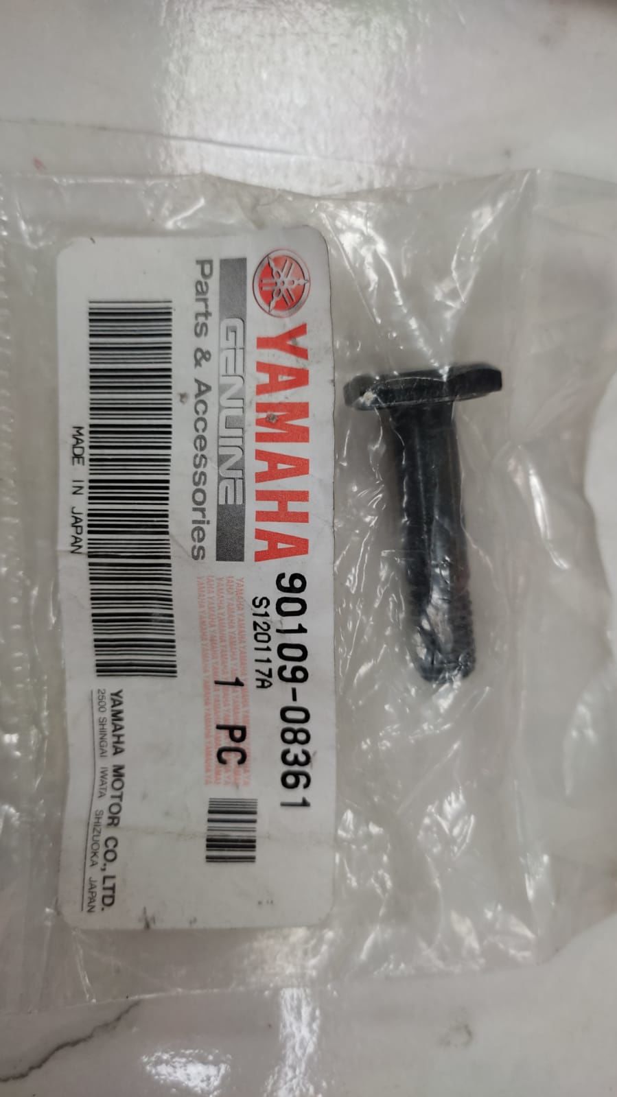 YAMAHA RT100/DT100 ORİJİNAL ARKA BİJON CİVATA 90109-08361