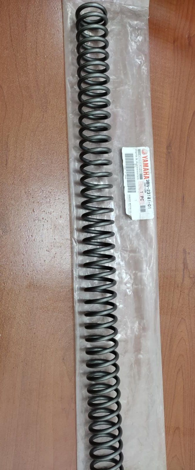 YAMAHA DT125R ORİJİNAL ÖN AMORTİSÖR YAYI 3BN-23141-01