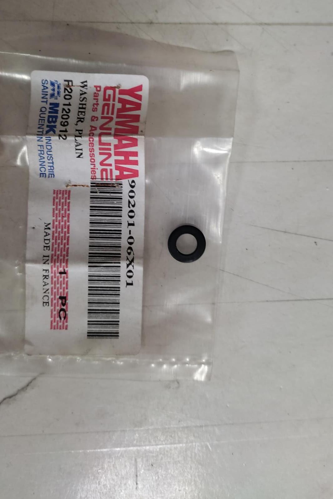 YAMAHA ORİJİNAL SCOOTER ARKA TEKER PULU  90201-06X01