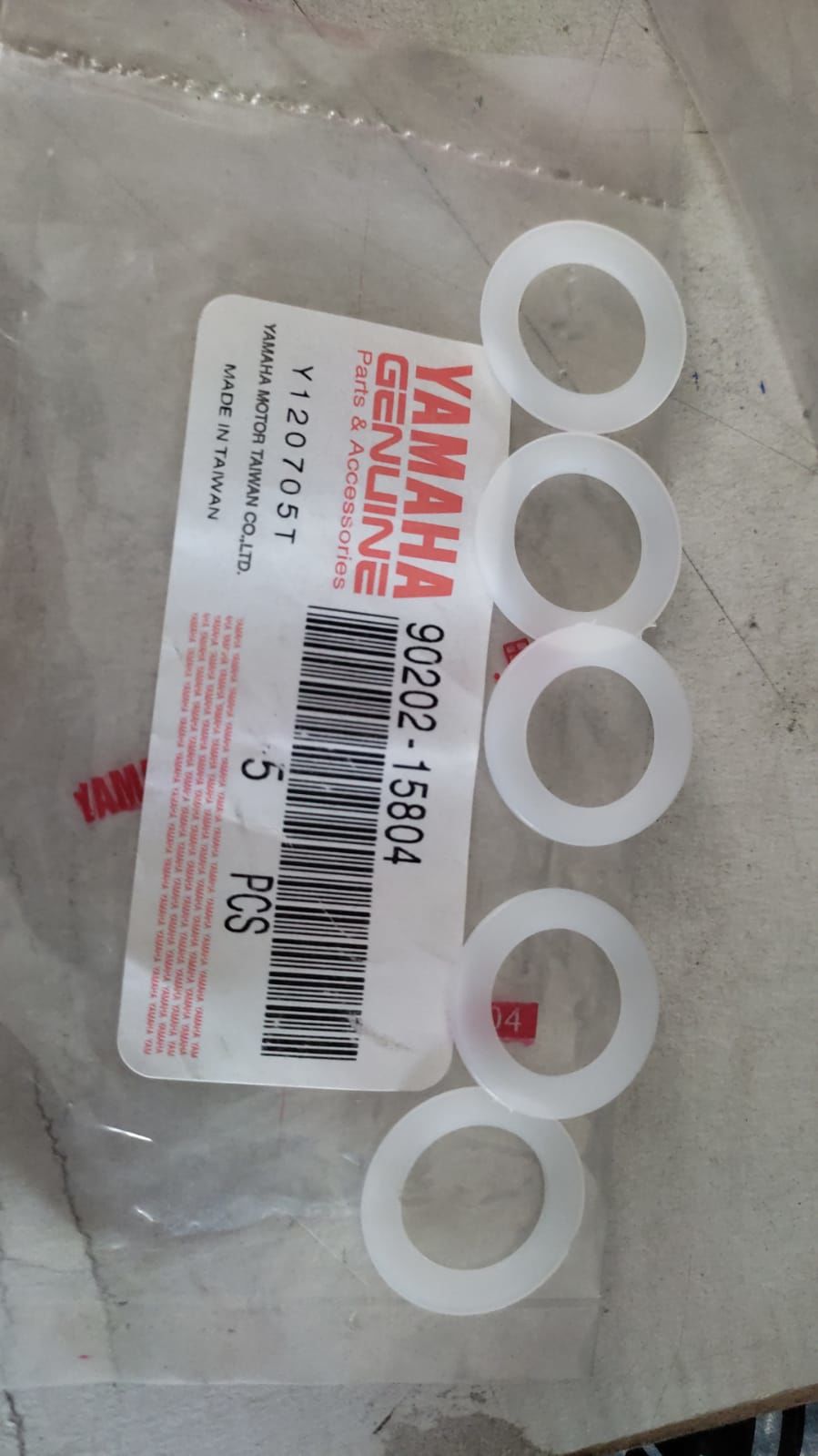 YAMAHA VİNO125 ORİJİNAL AYAKLIK DAYAMA PULU 90202-15804