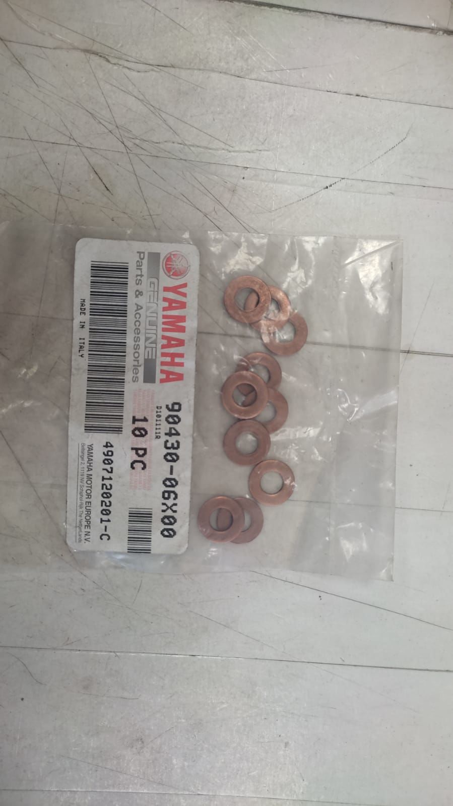 YAMAHA YZF/R125/AEROX /MT125 ORİJİNAL SİLİNDİR YAN PUL CONTASI 90430-06X00