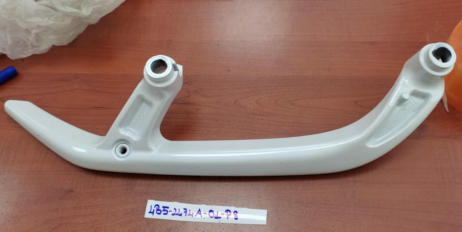 YAMAHA (2001-16) XP500 T-MAX ORİJİNAL SOL TUTAMAK 4B5-2474A-01-P8