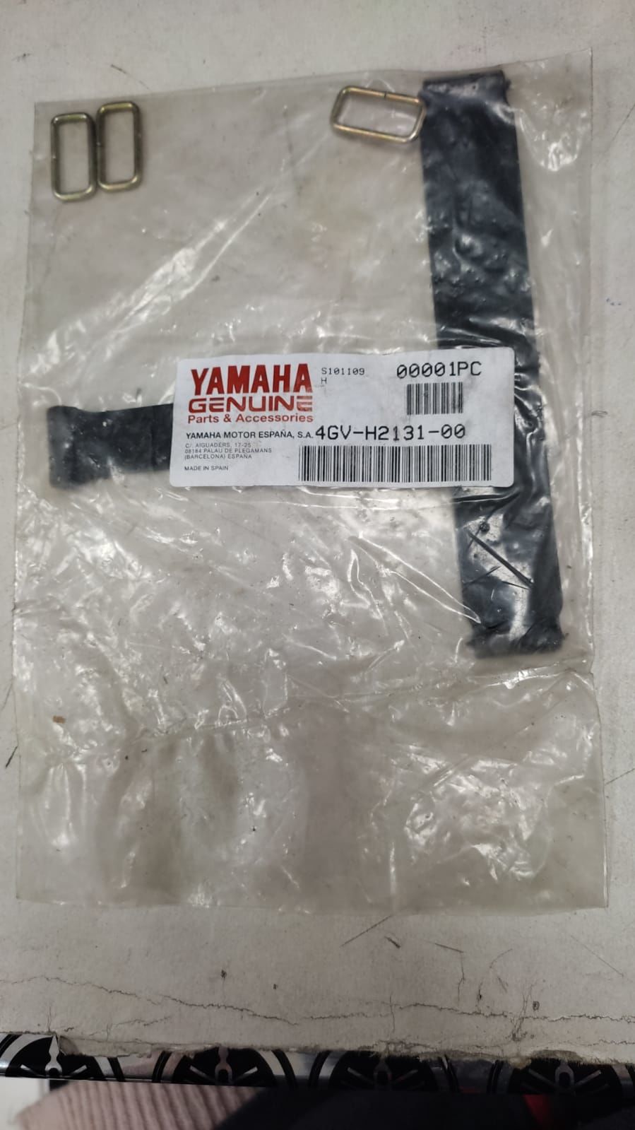 YAMAHA TT 600E ORİJİNAL AKÜ SABİTLEME LASTİĞİ 4GV-H2131-00
