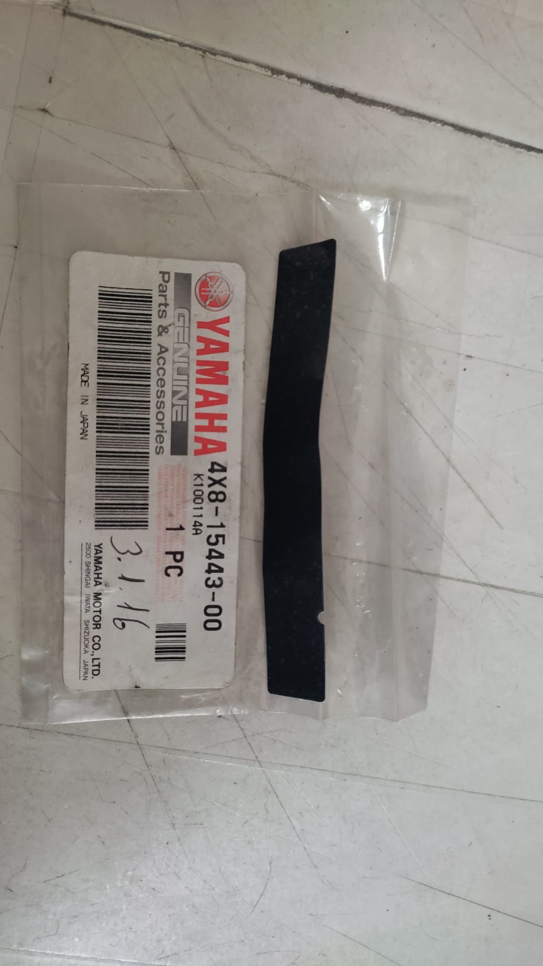 YAMAHA ORİJİNAL KAPAK AMBLEMİ 4X8-15443-00