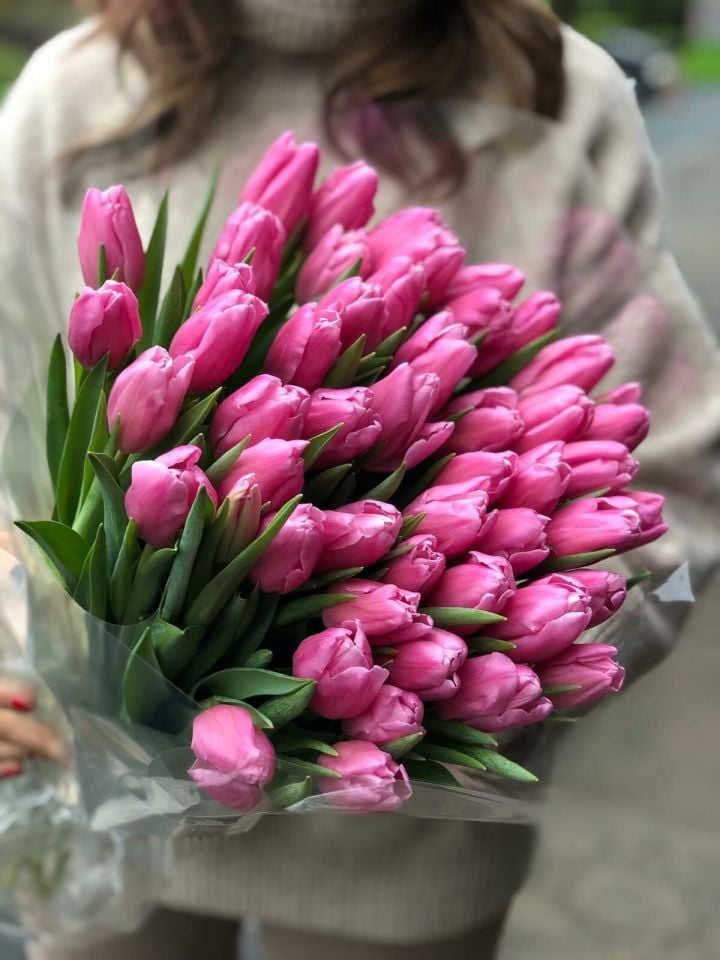 Pembe Lale Buketi