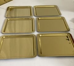 PASLANMAZ ÇELİK GOLD KAPLAMA 6 LI SERVİS VE SUNUM TEPSİSİ KARE MODEL