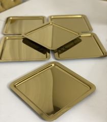 PASLANMAZ ÇELİK GOLD KAPLAMA 6 LI SERVİS VE SUNUM TEPSİSİ KARE MODEL