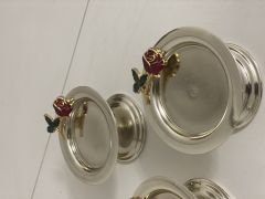 GÜMÜŞ RENK 3 LÜ MAKARONLUK GÜL AKSESUARLI LOKUMLUK