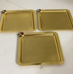 3 LÜ GOLD KARE NOKTA DESENLİ SUNUM TEPSİSİ ÇİLEK AKSESUARLI