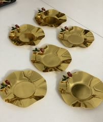 PASLANMAZ ÇELİK GOLD RENK GÜL AKSESUARLI 6 LI ÇAY TABAĞI