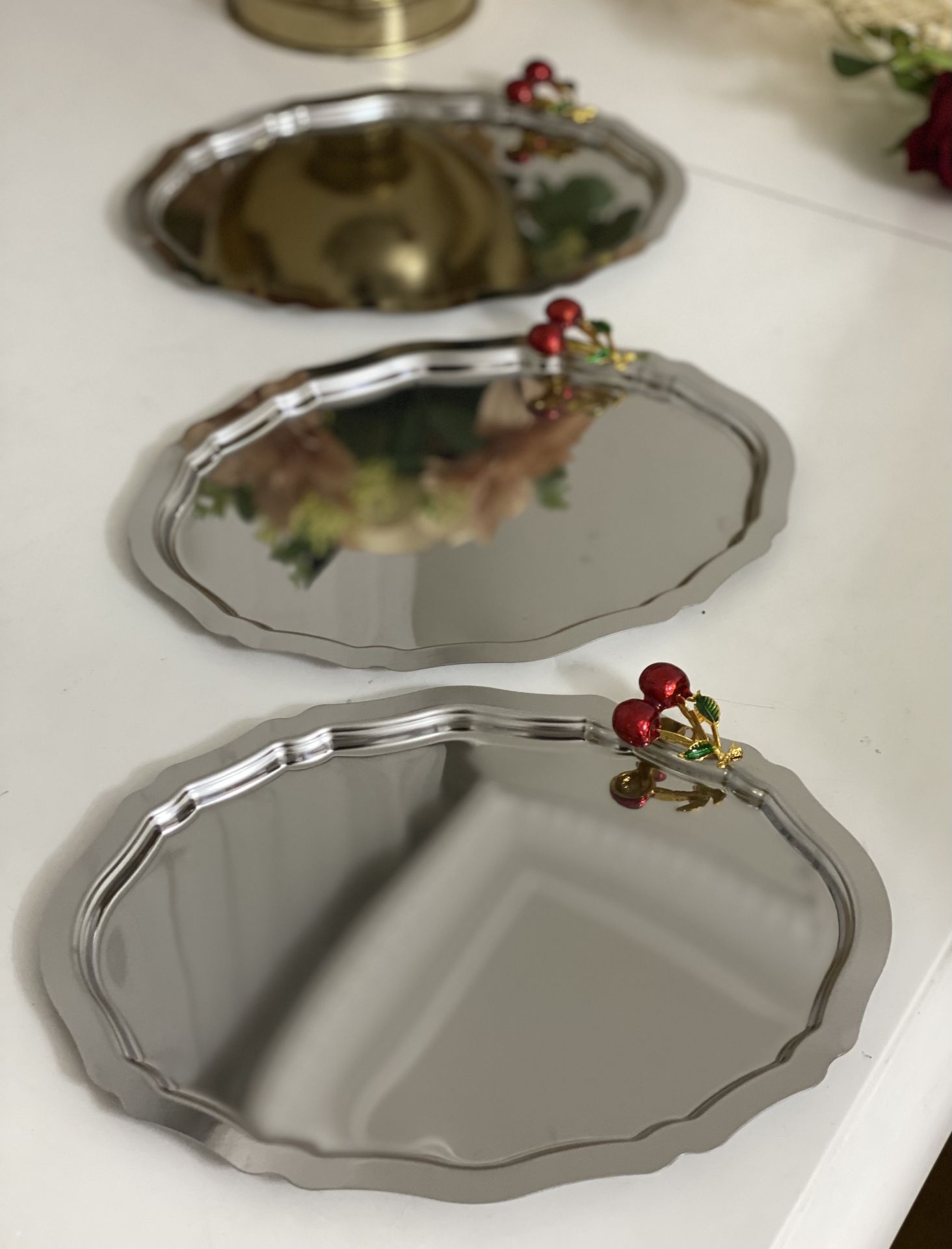 20*25 CM ÇELİK OVAL MODEL 6 ADET SERVİS VE SUNUM TEPSİSİ KİRAZLI