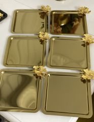 ÇELİK GOLD RENK KARE 6 LI GOLD AKSESUARLI SUNUM TEPSİ
