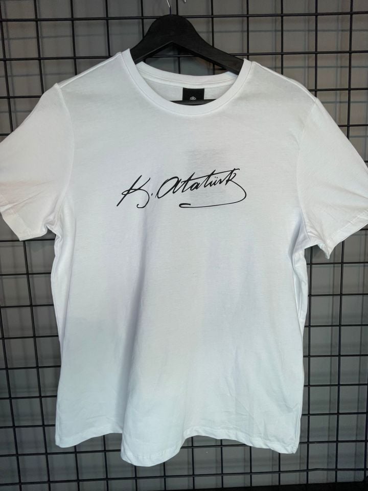 Atatürk İmza Tshirt Beyaz