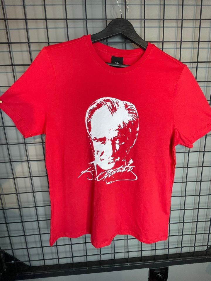Atatürk Tshirt Kırmızı
