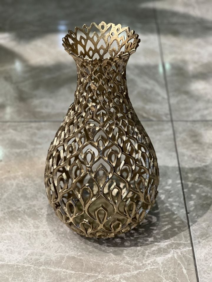 Delikli Döküm Lale Vazo Gold