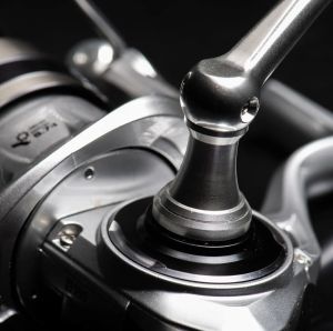 YekOutdoor Profesyonel Olta Seti Okuma Makaira Surf 4,50 cm 100-250 3 Parça Yellow Surf Kamışı&Savage Gear SGS8 8000 FD 8+1BB Olta Makinesi