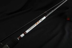 YekOutdoor Profesyonel Okuma Spin Olta Seti  Okuma Helios SX Spin 2,70cm 15-45 gr 2 Parça Spin Kamışı&Dam Quick Dynabraid 4 4000S FD 3+1BB Olta Makinesi
