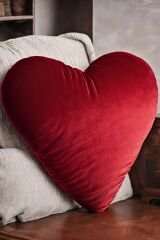 Kırmızı Kalpli Kadife Yastık Sevgililer Günü Hediyesi Romantik Kalpli Yastık