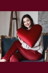 Kırmızı Kalpli Kadife Yastık Sevgililer Günü Hediyesi Romantik Kalpli Yastık