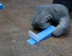 Kyk Seramik Tesviye Sistemi Seviye Tespit Derz Artısı Klips 2mm (200 ad) KYKKL2