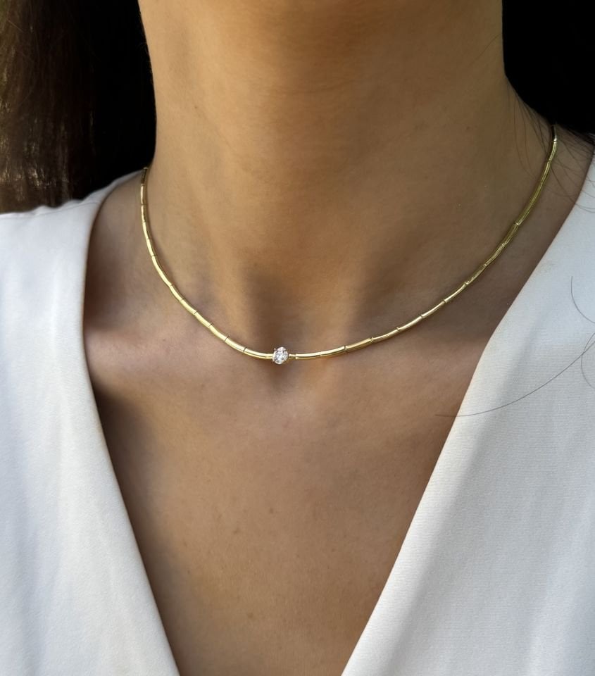 Tek Taşlı Gümüş Kolye