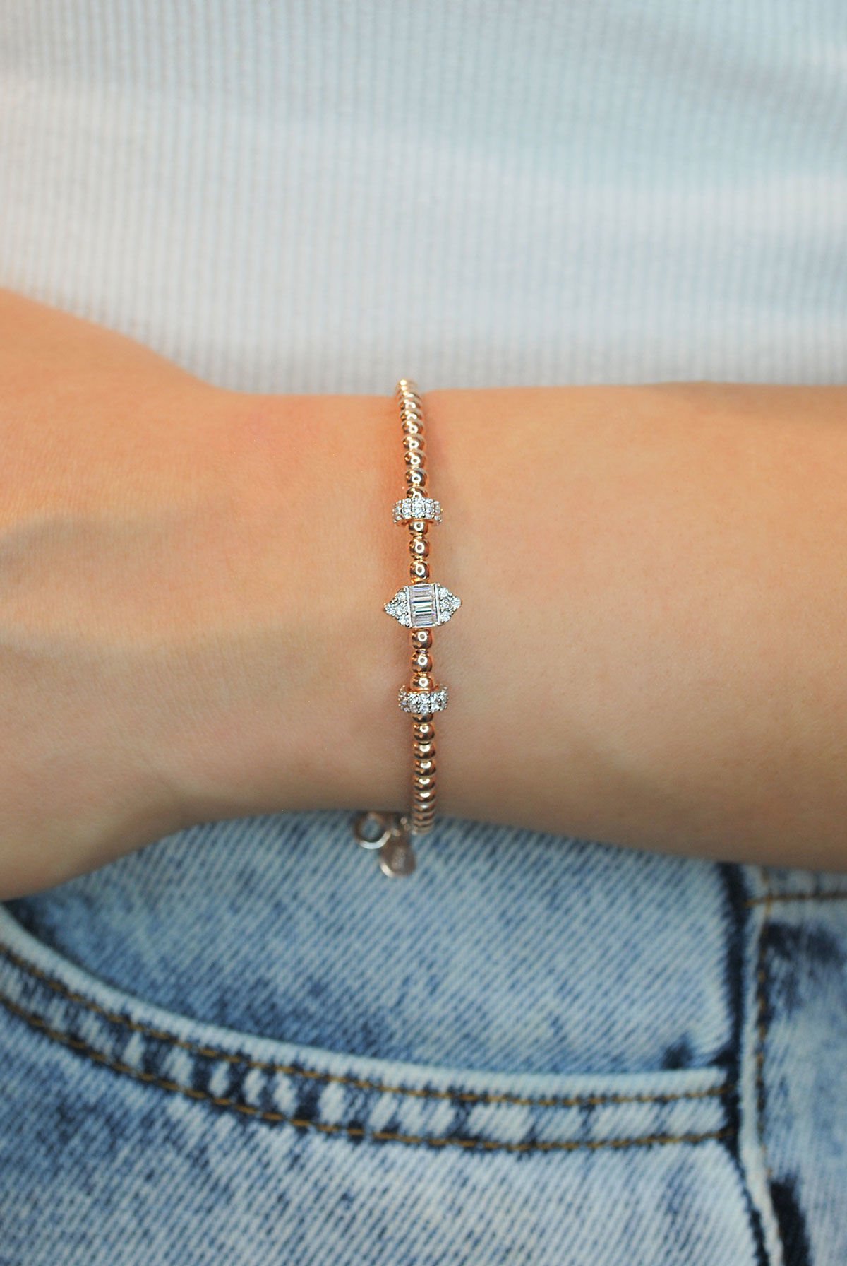 Baget Taşlı Pırlanta Kesim Gümüş Bileklik