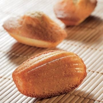 Demarle Flexipan Madlen Cake Mold