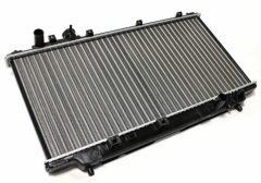 RADYATÖR SU 323 FAMİLY 96-02 DÜZ VİTES 16 MM  FAMİLİA 1,8