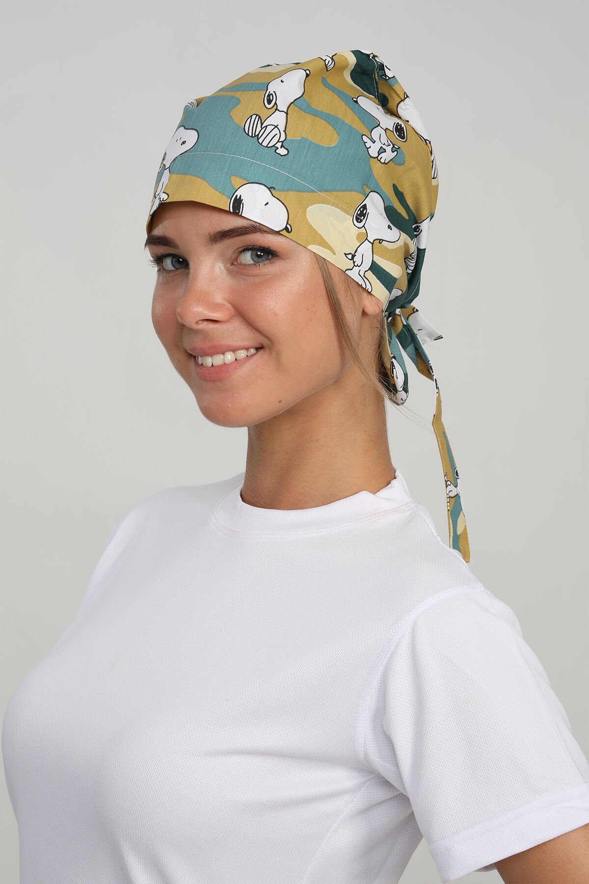 Snopy Figürlü Doktor Hemşire Cerrahi Bone