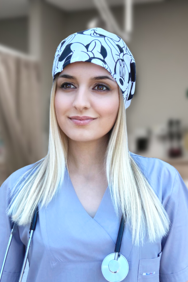 Siyah Mickey Mouse Baskılı Figürlü Cerrahi Bone