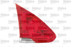 SOL STOP LAMBASI İÇ PEUGEOT P2008 13-VALEO 045178-9678074480-9814758480