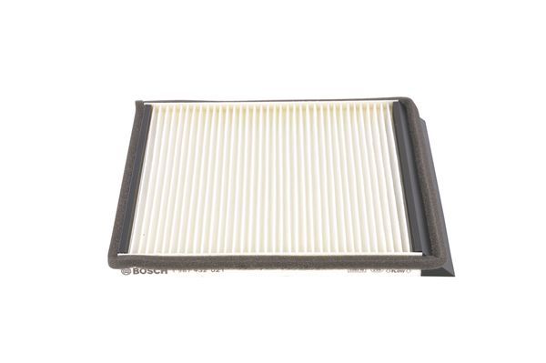 0986TF0110 POLEN FİLTRESİ PARTNER-BERLINGO 1.4-1.4i-1.6 16V-1.8i-1.6HDI-1.8D-1.9D-2.0HDI 97 XSARA-BOSCH 1987432021-6447.Z4-6447.Z5-6447.LV-6447.AK
