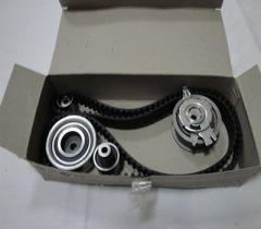 TRİGER SETİ CRAFTER-T6-A3-JETTA-CADDY-POLO-PASSAT 1.6-2.0 TDI CAYB/C/D-CAAB/C-CKUB-CFFB-CFWA-CAGA-SNR KD45772-03L198119A-03L198119B-03L198119C