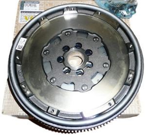 DEBRİYAJ VOLANI CLIO III 05 LAGUNA III 07 15 MEGANE II-III-IV FLUENCE 09 QASHQAI J11 13 18 JUKE 10 KANGOO 08 DUSTER 10 CITAN 13 1.5 DCİ OYNAR BAŞLIKLI-MY 123003948R-123003948R-7701479061-123006354R