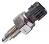 GERİ VİTES MÜŞÜRÜ CADDY 82-04 -GOLF 83-02 -JETTA 84-98 -POLO-POLO CLS 81-01 -TRANSPORTER T4 90-03-HELLUX PRM.300025-020945415A-002945415B-020941521A