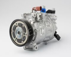 KLİMA KOMPRESÖRÜ AUDI A4 2.0TDİ 08-16 -A5 2.0TDİ 08-17 -Q5 2.0TDİ 09 320x220x290-DENSO DCP02098-8T0260805F-8T0260805P-8T0260805S