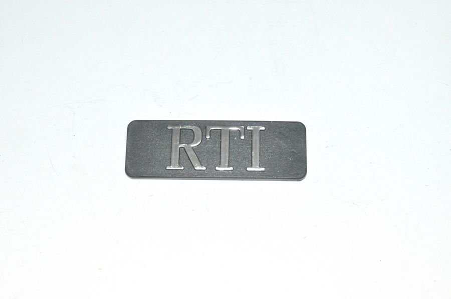 ÖN ÇAMURLUK YAZISI RTI R9-19-OKSA 230-7700823976