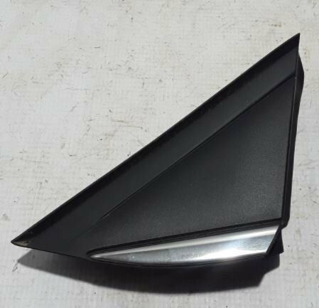 AYNA KENAR BAKALİTİ SOL KROM NIKELAJLI RENAULT MEGANE IV 15-OEK 638758950R-638758950R