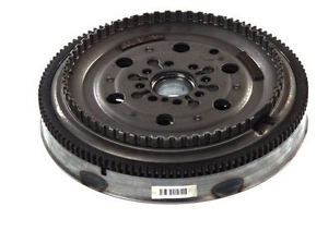 VOLANT KOMPLE OYNAR VOLANT Z13DTH CORSA C CORSA D MERIVA A TIGRA B-GM 55570196-55570196-93177283-616037-616299